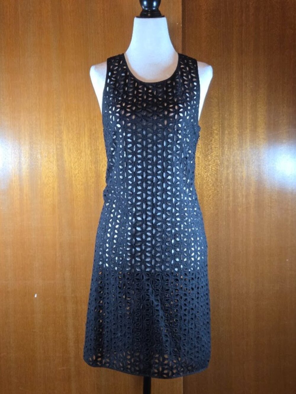 Derek Lam Black 100% Cotton Eyelet Cutout Sheath Shift Dress - Size 0